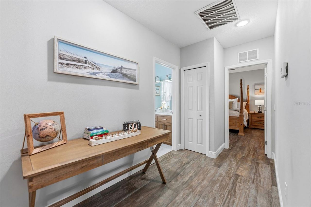 24355 Hideout Trail, Land O Lakes, FL 34639 Photo