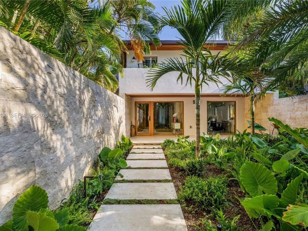 3600 Stewart Ave , Miami, FL 33133