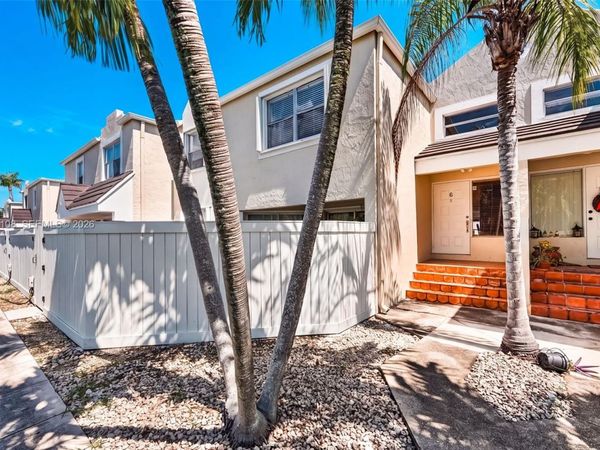 6800 SW 45th Ln , Unit 124, Miami, FL 33155
