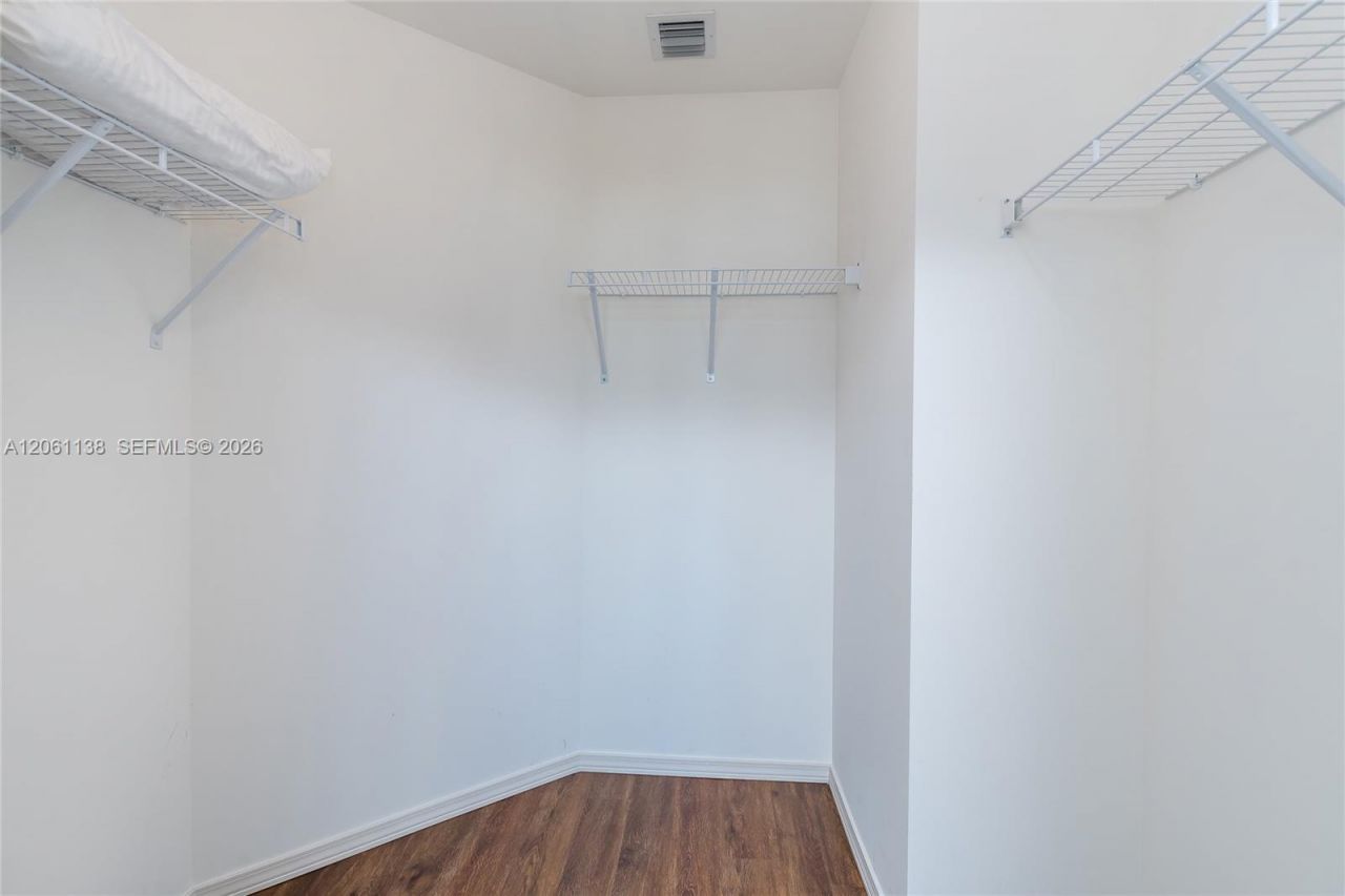 201 SW 17th Rd , Unit 509, Miami, FL 33129 Photo