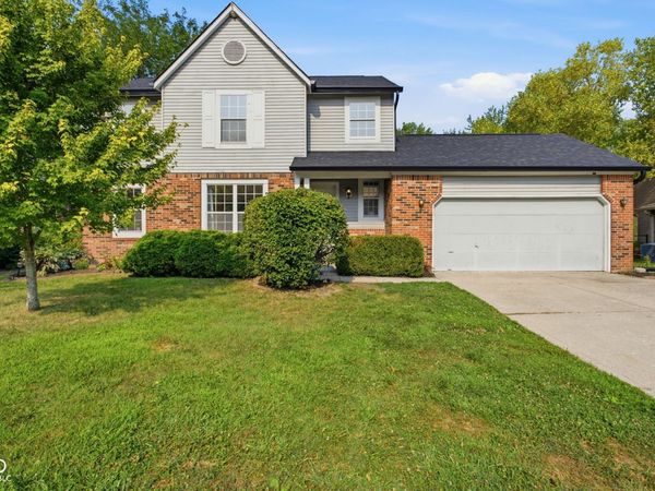 7556 Lippincott Way, Indianapolis, IN 46268