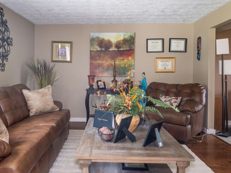 7519 Rustic Woods Drive, Huber Heights, OH 45424 Photo 4