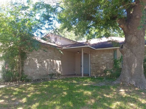 8131 Forest Dawn, Live Oak, TX 78233