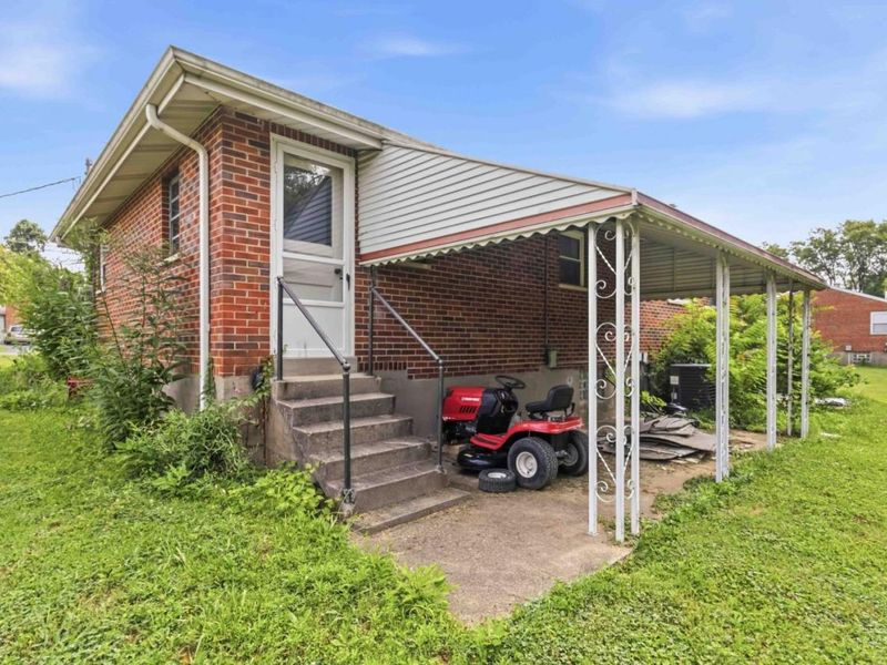439 Hilltop Drive, Union Twp, OH 45244 Photo 5