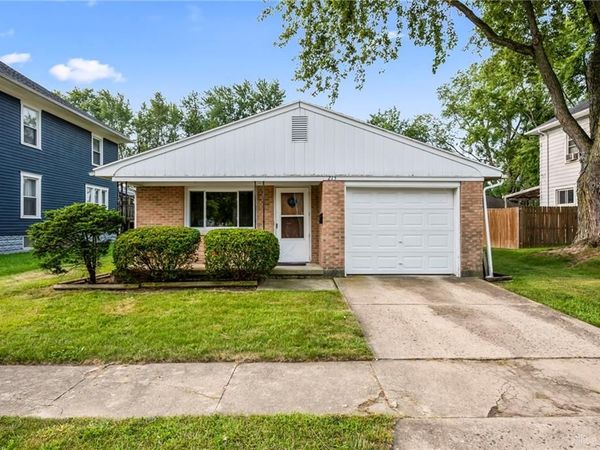 215 E James Street, Bradford, OH 45308