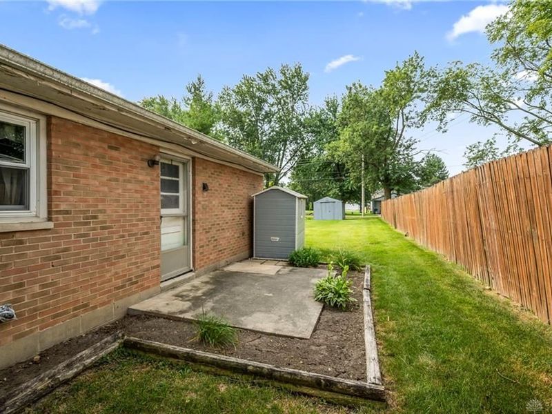 215 E James Street, Bradford, OH 45308 Photo 31
