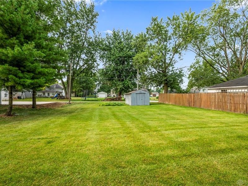 215 E James Street, Bradford, OH 45308 Photo 34