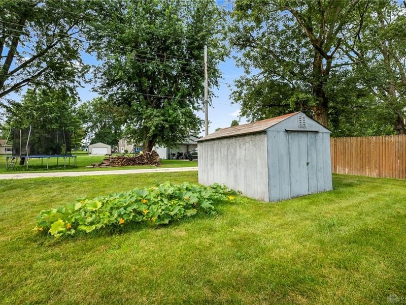 215 E James Street, Bradford, OH 45308 Photo 35