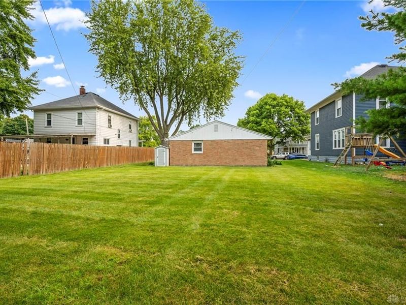 215 E James Street, Bradford, OH 45308 Photo 36