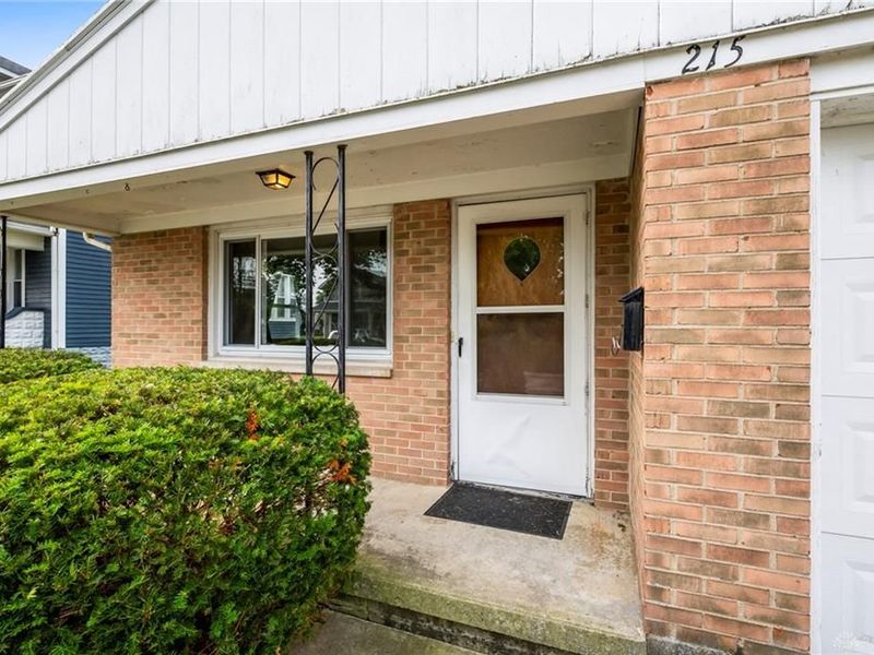 215 E James Street, Bradford, OH 45308 Photo 4