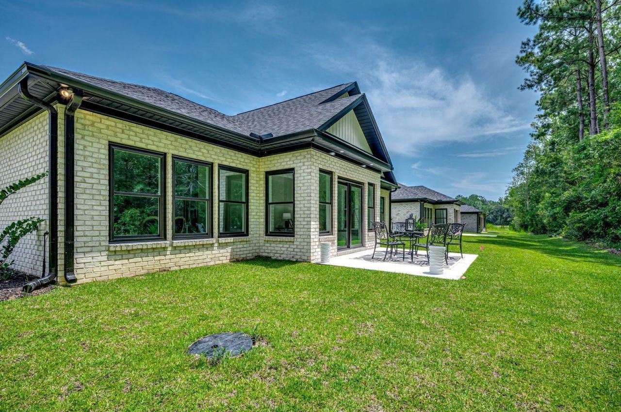 333 Spinney Dr. Photo 19