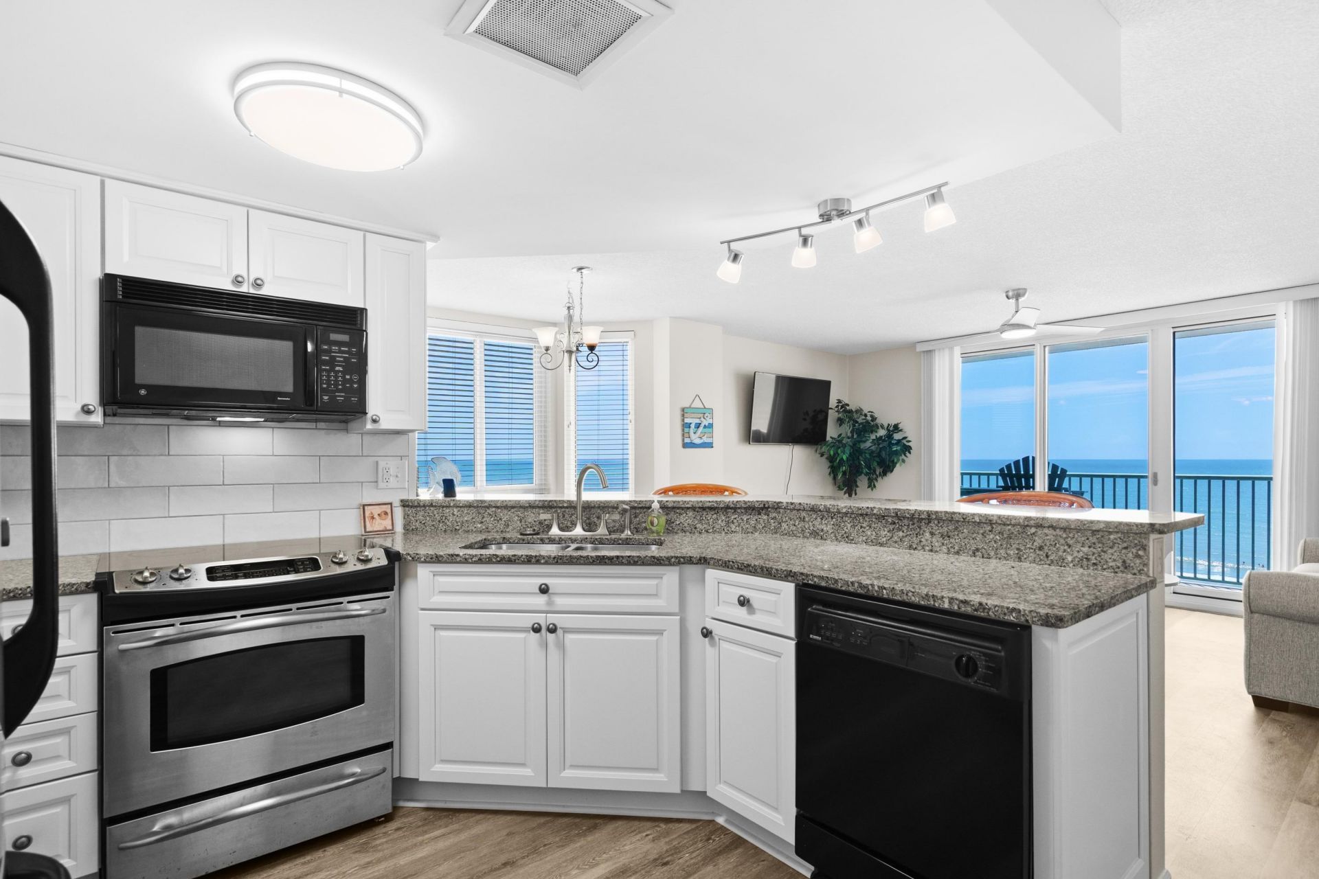 2507 S Ocean Blvd. Photo 12