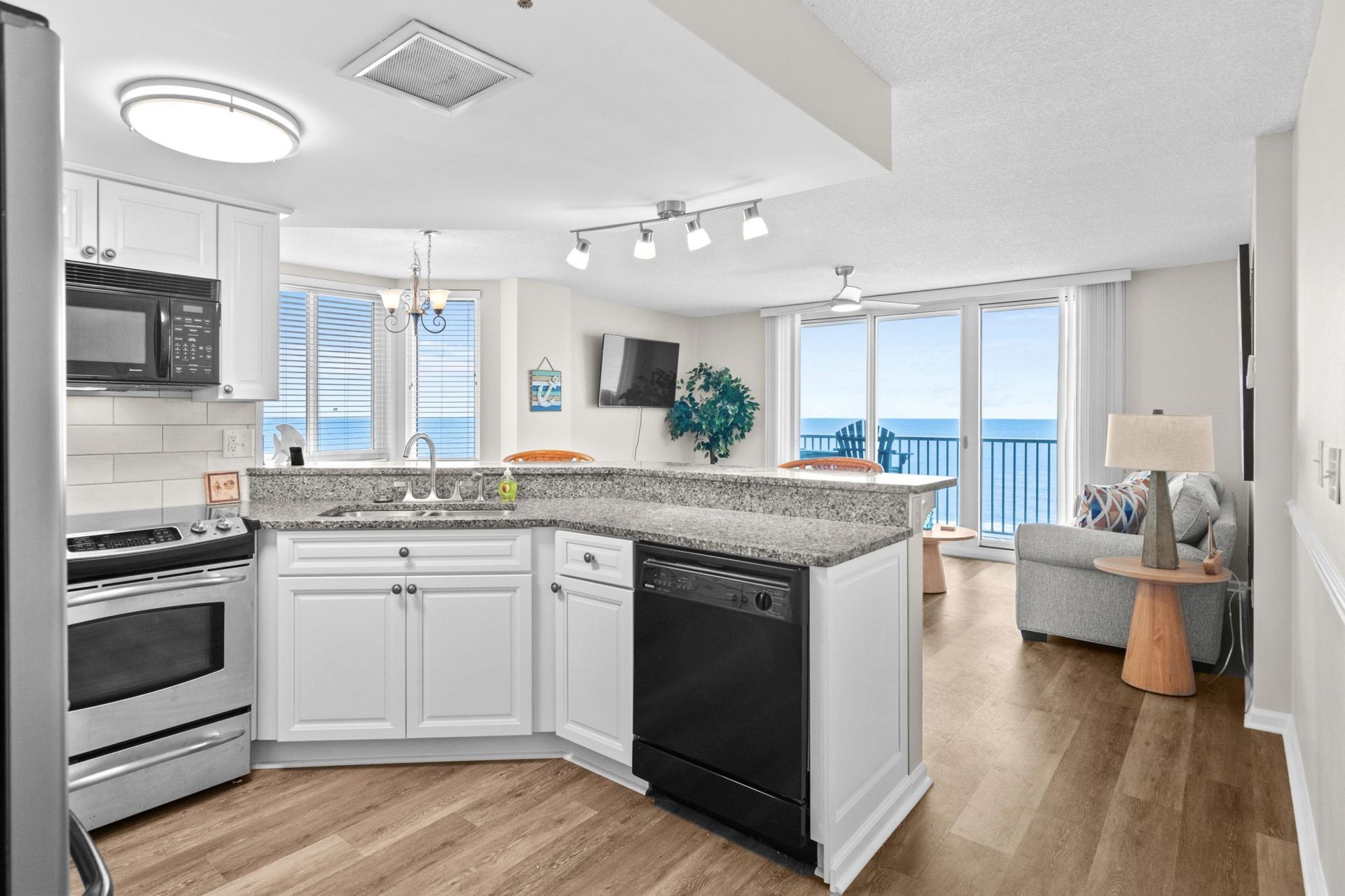 2507 S Ocean Blvd. Photo 5