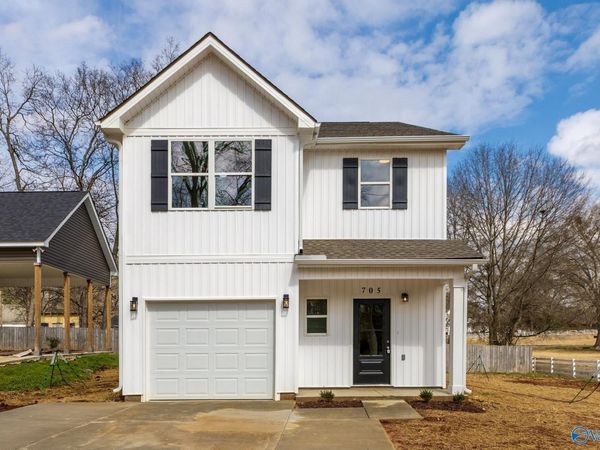 705 SE Rock Street, Hartselle, AL 35640