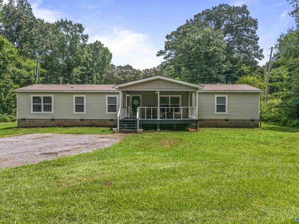 979 Perkins Wood Road, Hartselle, AL 35640