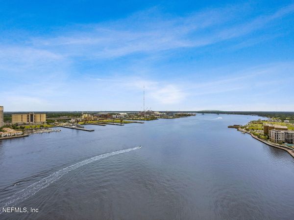 1431 RIVERPLACE Boulevard, Unit 2007, Jacksonville, FL 32207