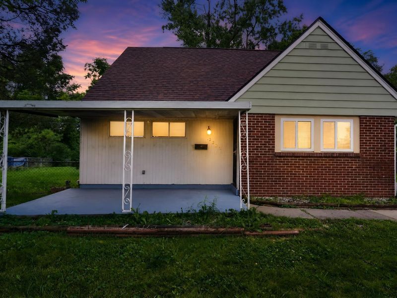 2277 Marcia Drive , Columbus, OH 43211 Photo 1