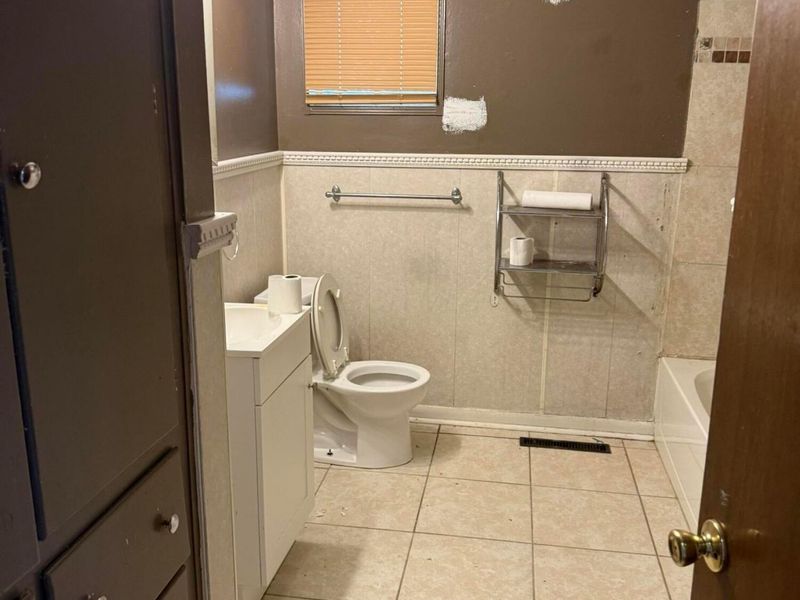 2277 Marcia Drive , Columbus, OH 43211 Photo 5
