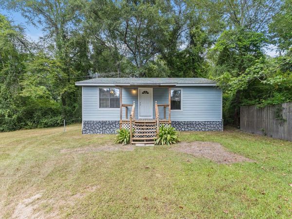 11 Pruitt Rd., Ellisville, MS 39437