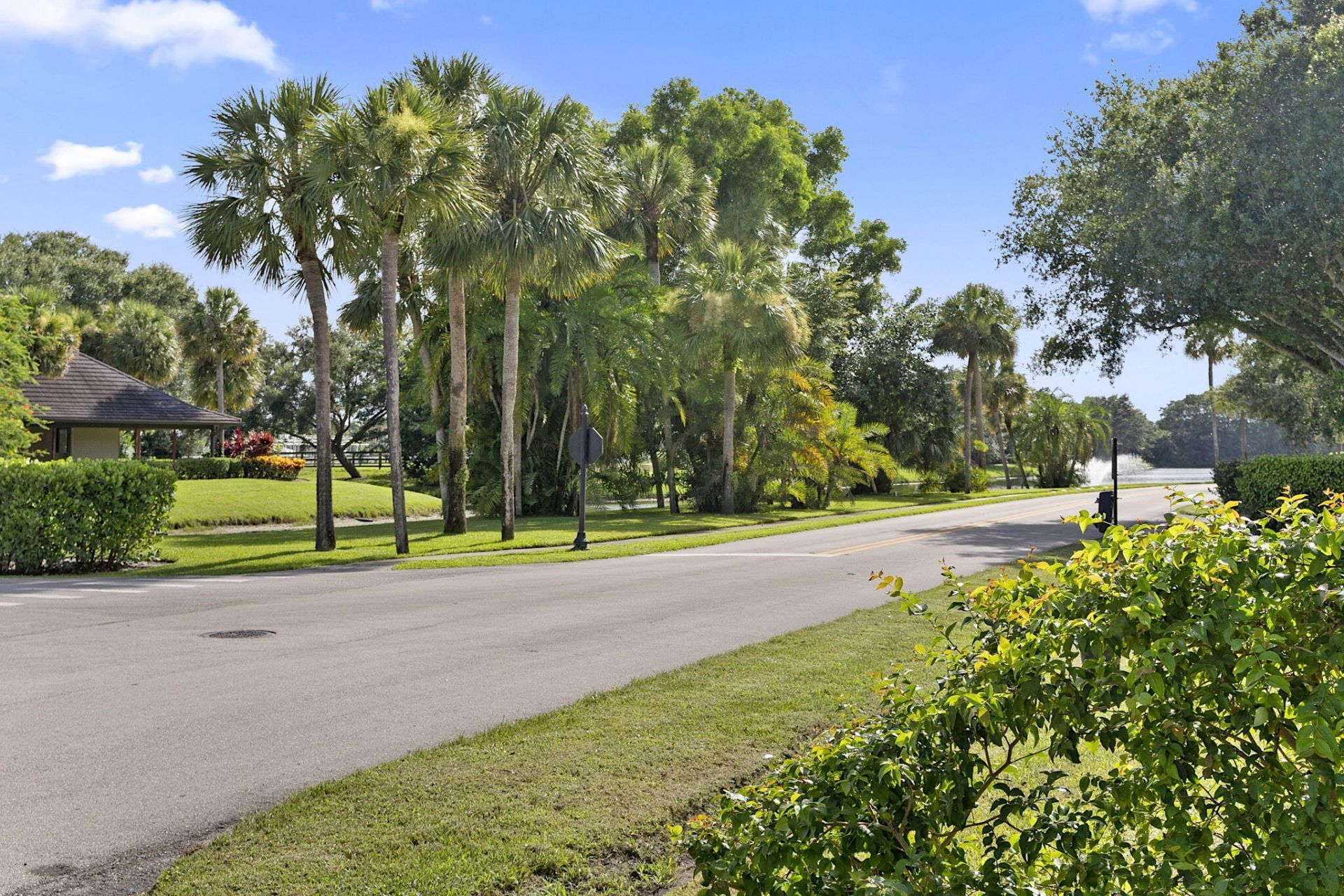 13334 Polo Club Road, Unit 317, Wellington, FL 33414 Photo