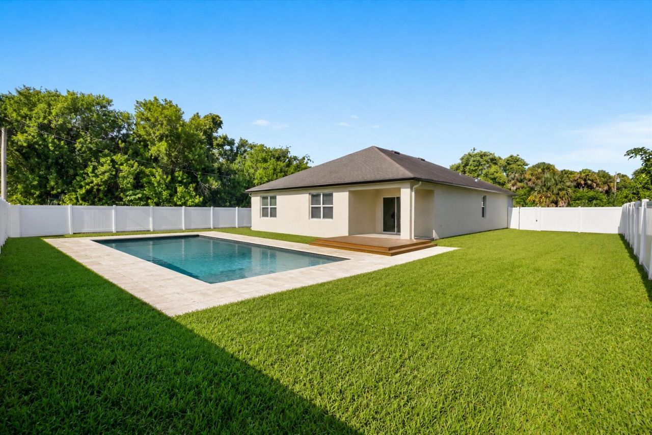 4589 SW Uleta Street, Port Saint Lucie, FL 34953 Photo