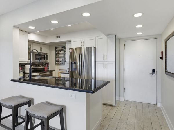 1000 RIVER REACH Drive, Unit 516, Fort Lauderdale, FL 33315