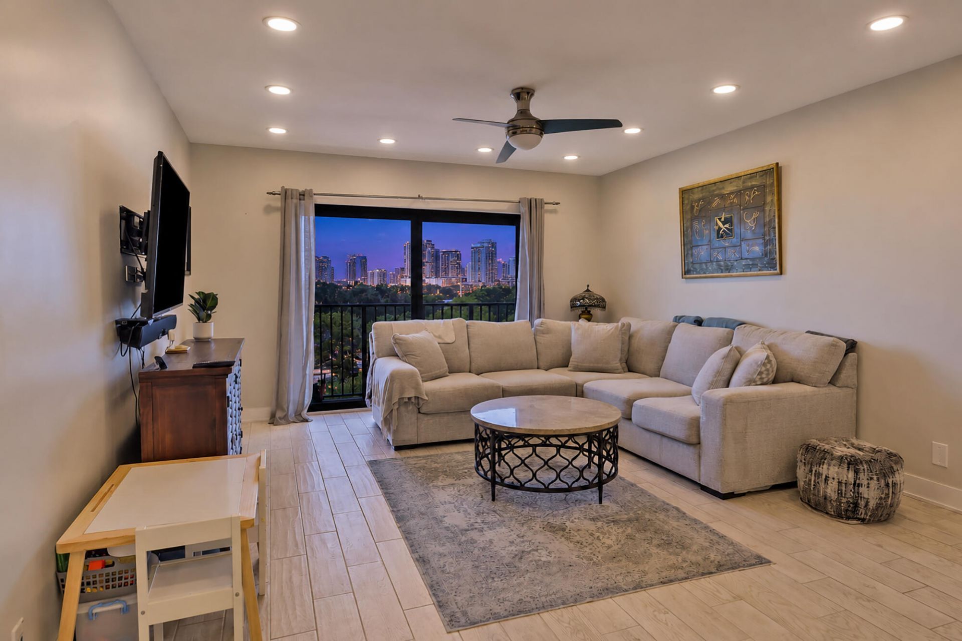 1000 River Reach Drive, Unit 516, Fort Lauderdale, FL 33315 Photo