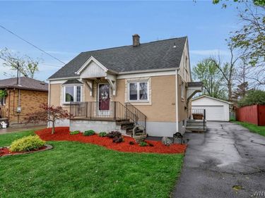 102 Hemenway Road , Cheektowaga, NY 14225