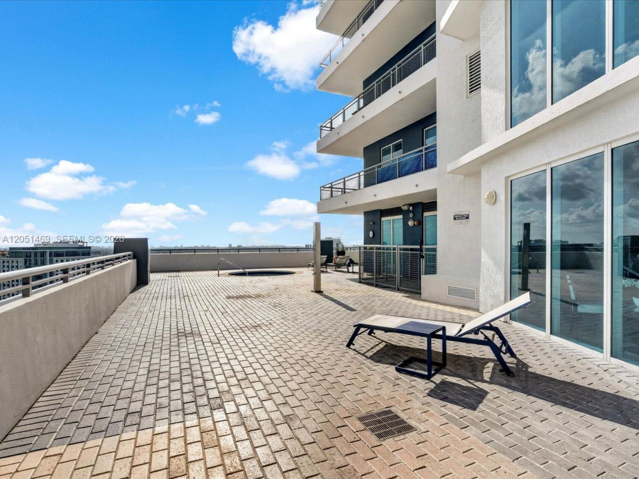60 SW 13th St , Unit 4205, Miami, FL 33130 Photo