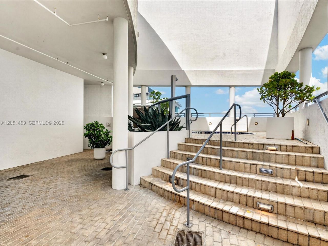 60 SW 13th St , Unit 4205, Miami, FL 33130 Photo