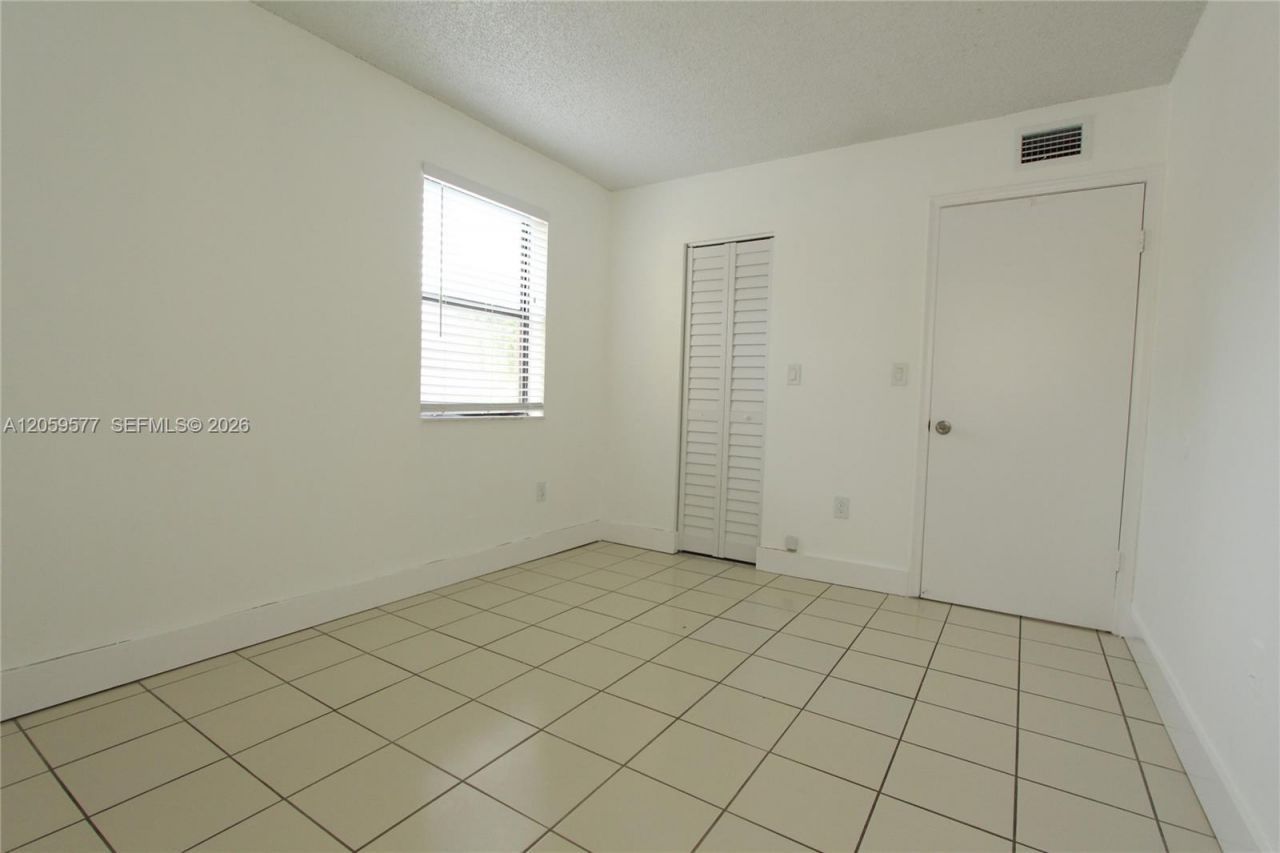 650 NW 114th Ave, Unit 101, Sweetwater, FL 33172 Photo