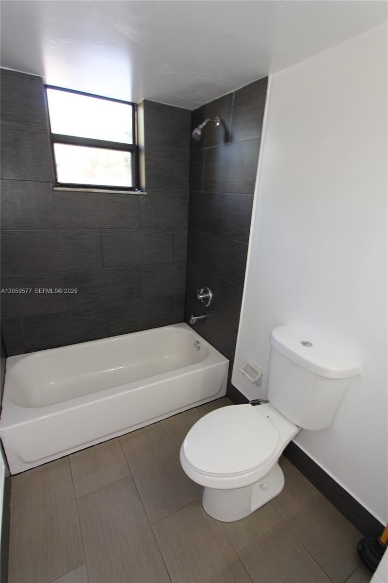 650 NW 114th Ave, Unit 101, Sweetwater, FL 33172 Photo