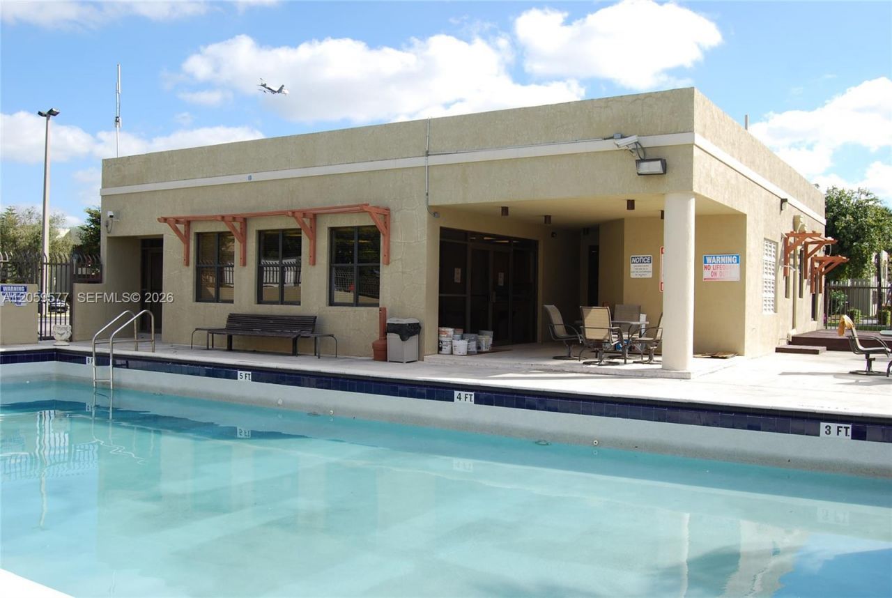 650 NW 114th Ave, Unit 101, Sweetwater, FL 33172 Photo