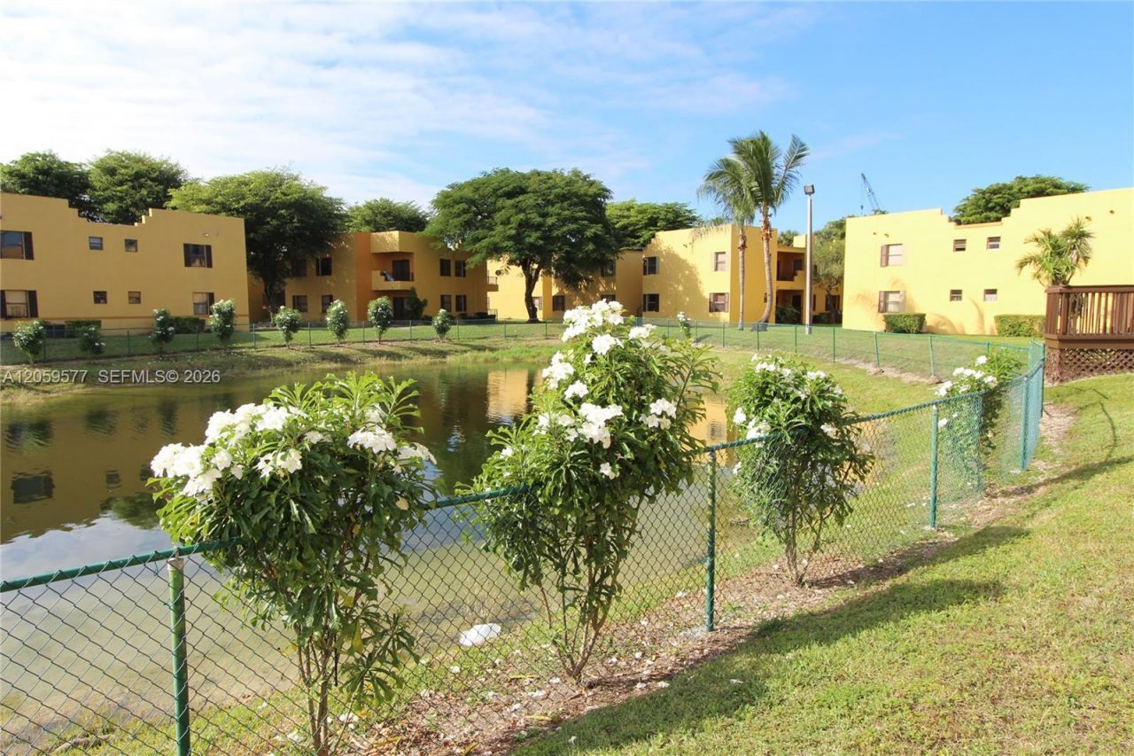650 NW 114th Ave, Unit 101, Sweetwater, FL 33172 Photo