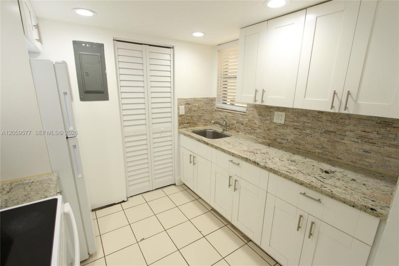 650 NW 114th Ave, Unit 101, Sweetwater, FL 33172 Photo