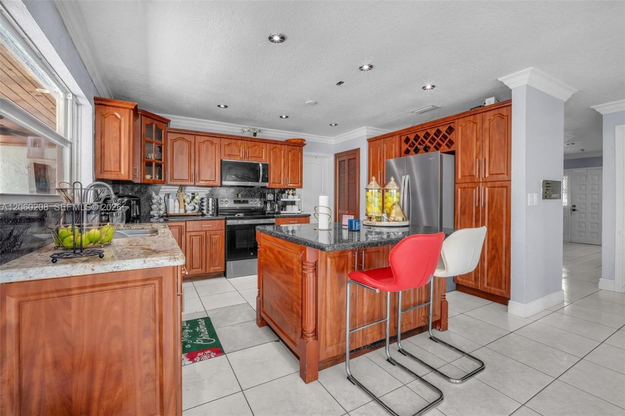 3125 SW 108th Ave, Miami, FL 33165 Photo