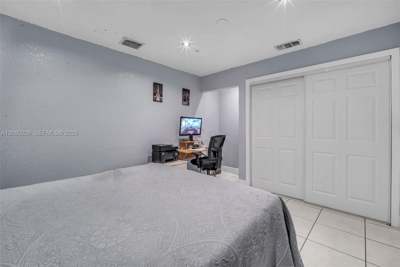 3125 SW 108th Ave, Miami, FL 33165 Photo