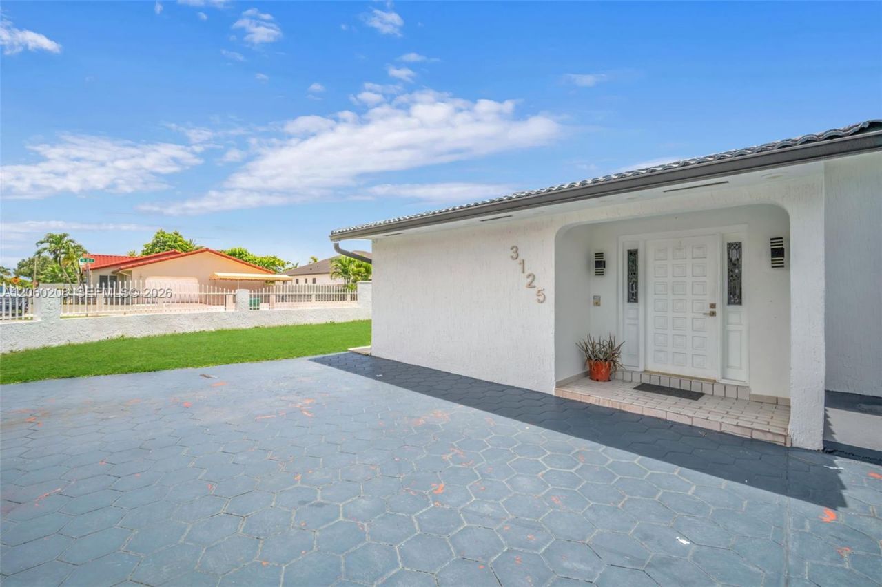 3125 SW 108th Ave, Miami, FL 33165 Photo