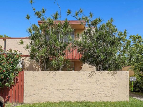 20107 SW 123rd Dr, Miami, FL 33177