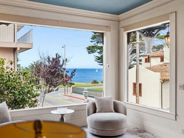 110 10th Street, Pacific Grove, CA 93950