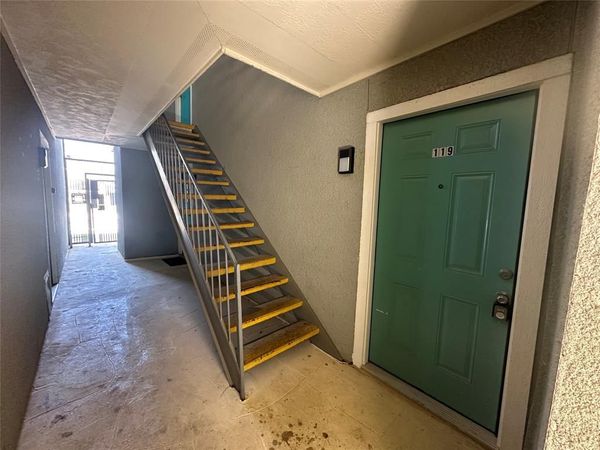 4502 Gaston Avenue, Unit 119, Dallas, TX 75246