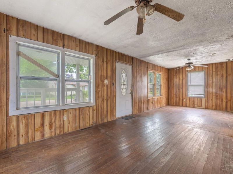 9423 Bruce Drive, Franklin Twp, OH 45005 Photo 7