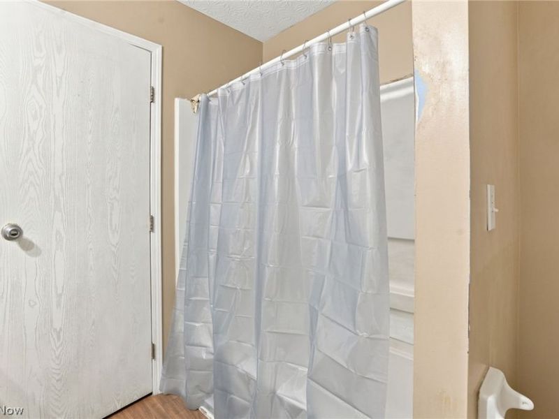 4649 Hobson Drive, Columbus, OH 43228 Photo 11