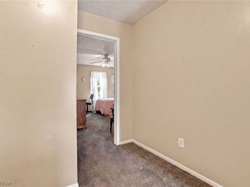 4649 Hobson Drive, Columbus, OH 43228 Photo 15