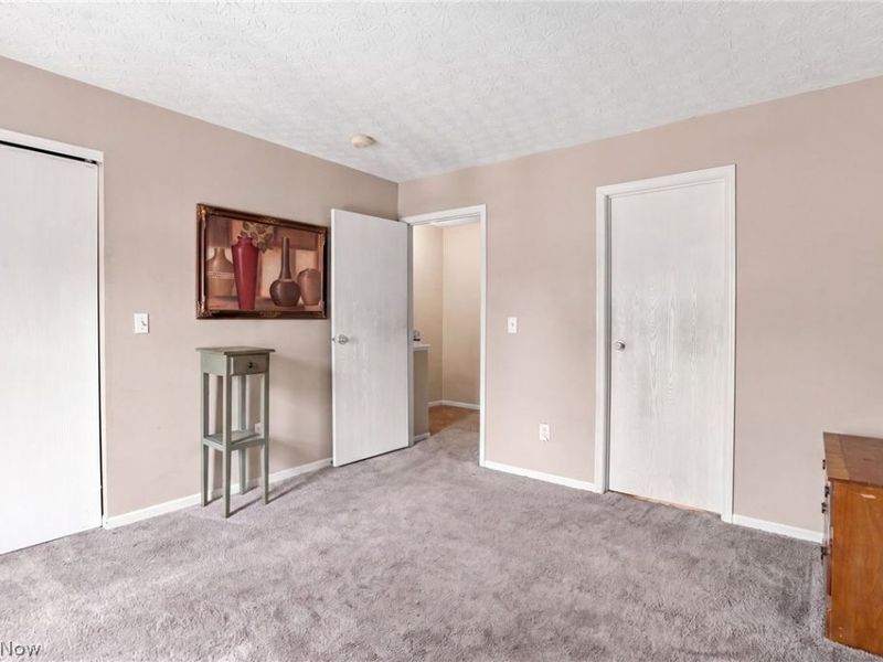 4649 Hobson Drive, Columbus, OH 43228 Photo 21