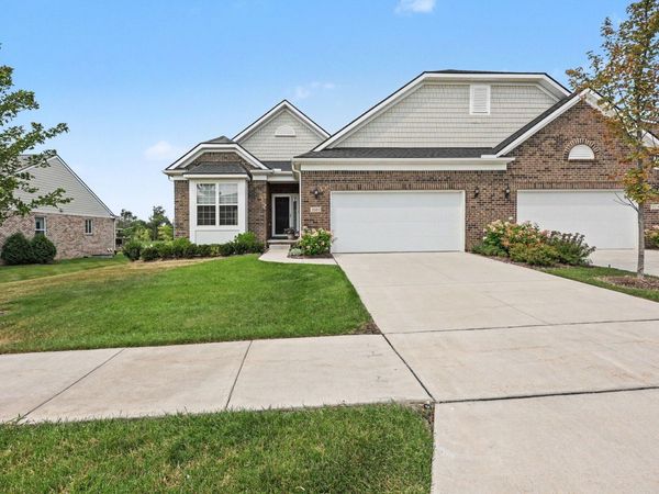 3580 Bella Vista Drive, Ann Arbor, MI 48108