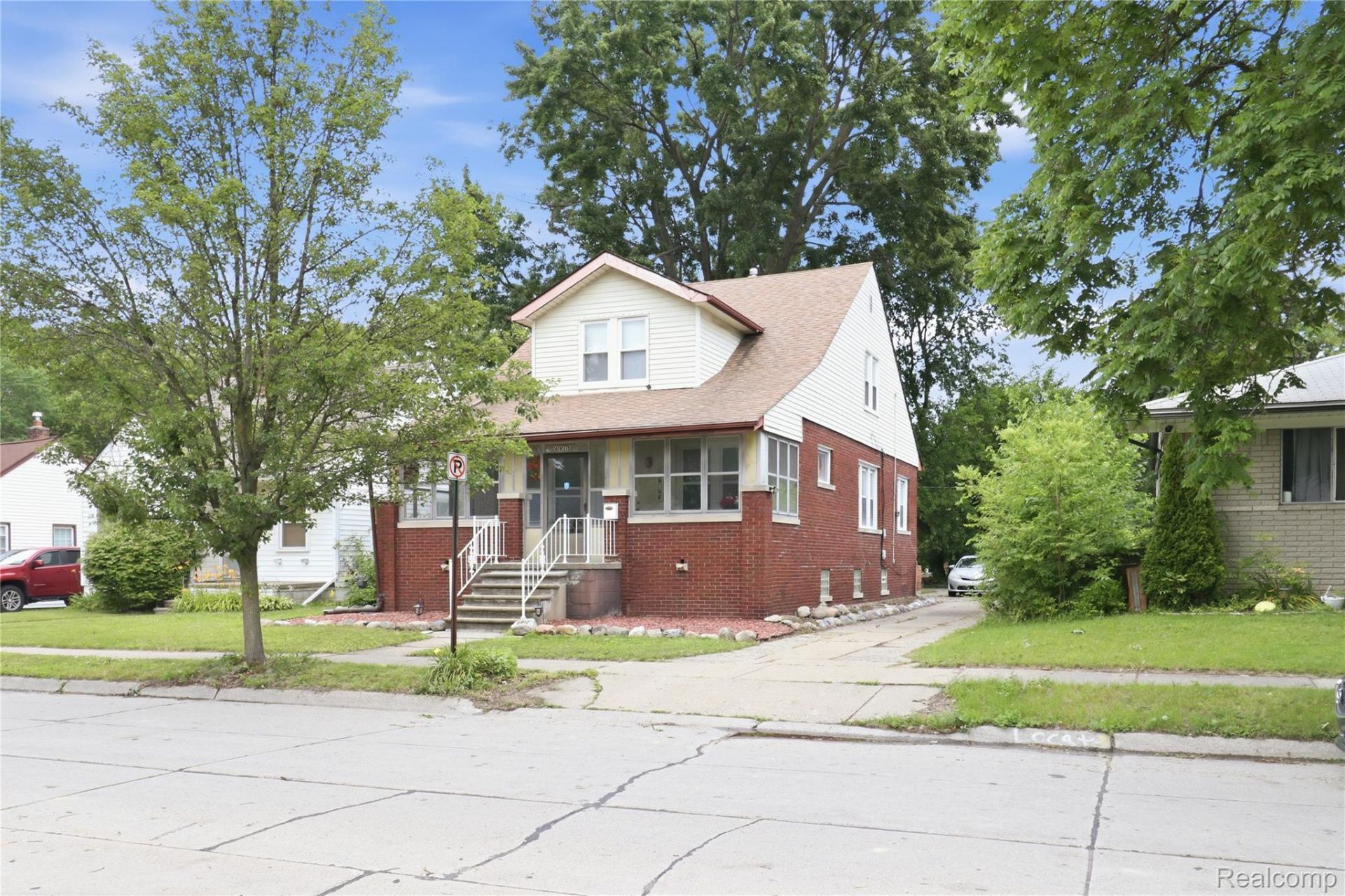6915 Braun, Center Line, Mi 48015 Main Photo