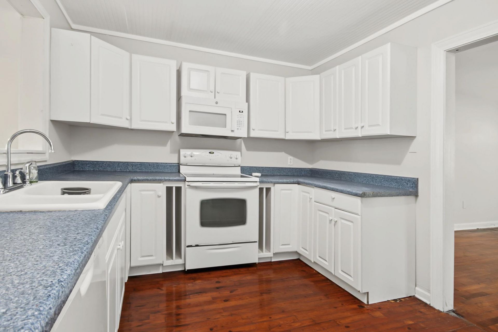 2407 South Island Rd.  Photo 12