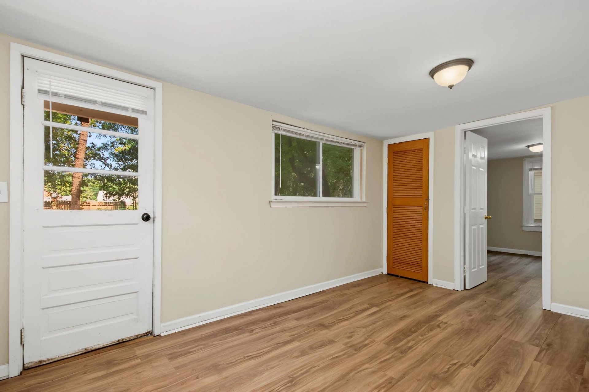 2407 South Island Rd.  Photo 14