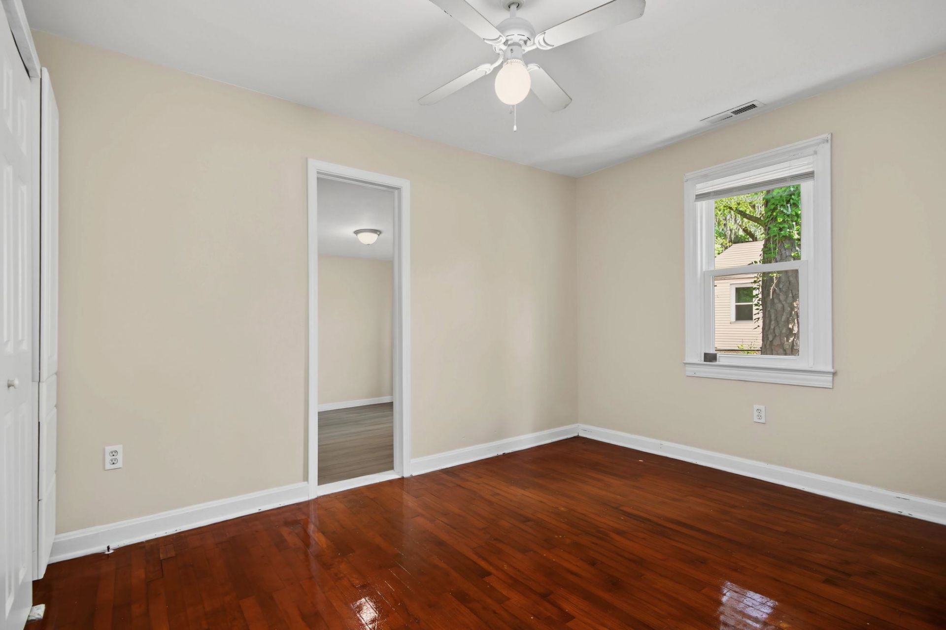 2407 South Island Rd.  Photo 21